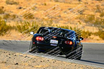 media/Nov-16-2024-Extreme Speed (Sat) [[6587d07cc4]]/Gold Group/Session 3 (The Bowl)/